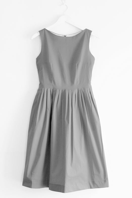 Emma - gently pleated classic dress