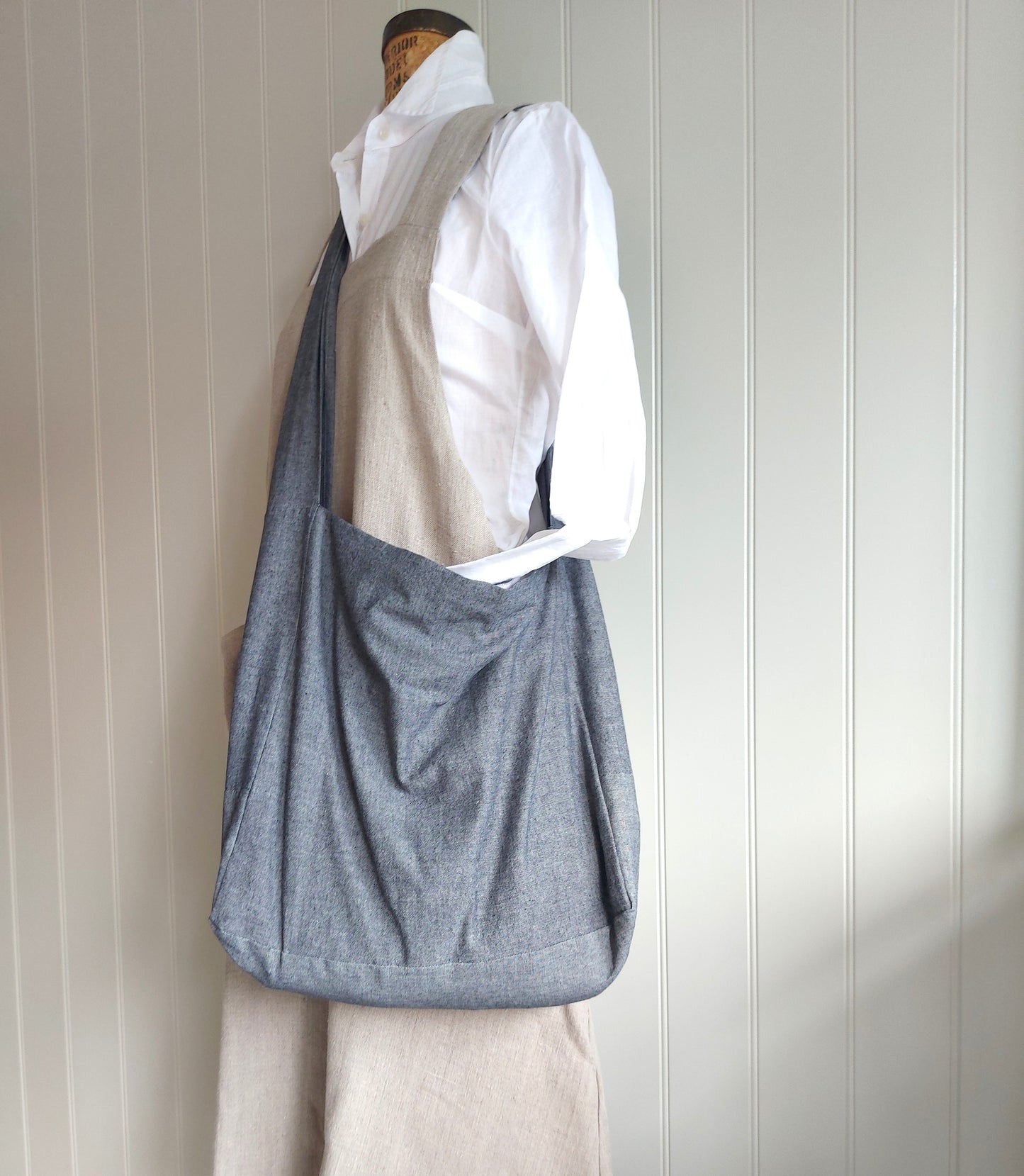 Messenger - Cotton chambray crossbody bag