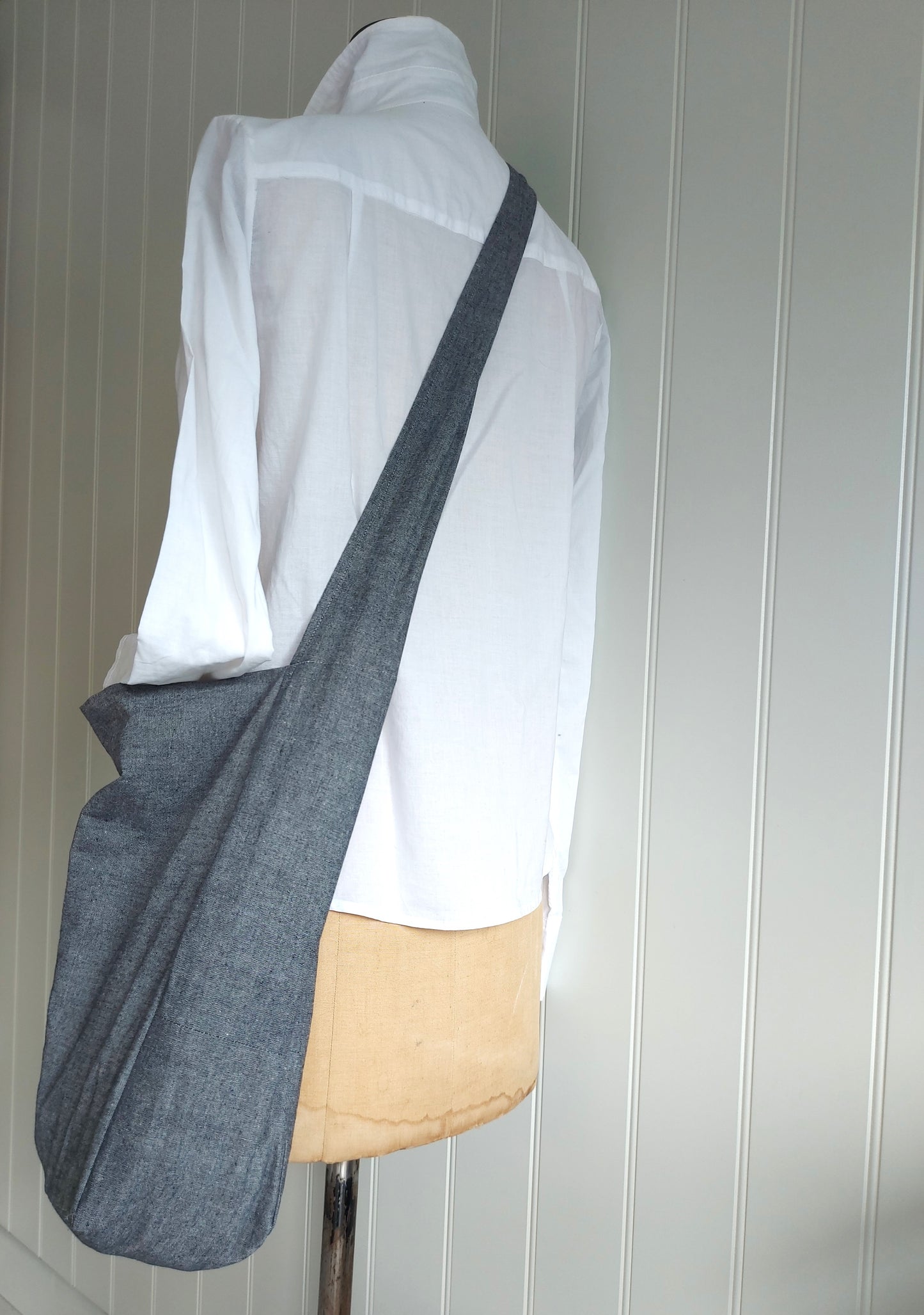 Messenger - Cotton chambray crossbody bag